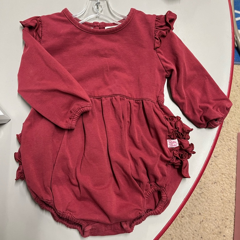 Ruffle butts girls bubble outfit size 6-12M
